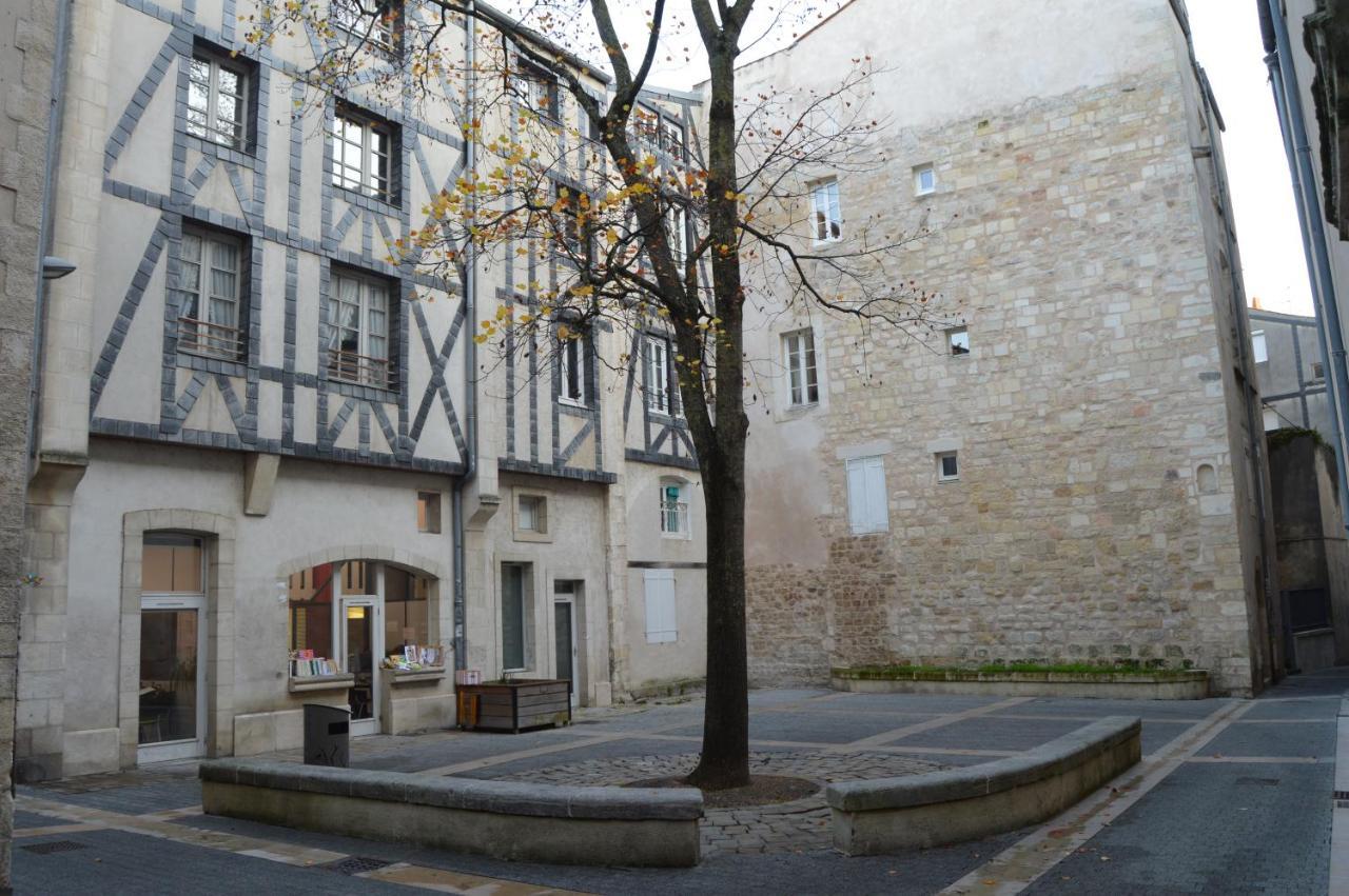 Apartamento - Le Petit Rochelais -Calme&Cosy- Wifi-Netflix La Rochelle  Exterior foto